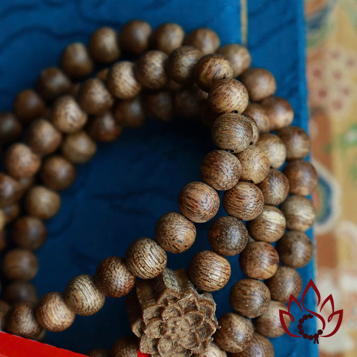 Vòng Trầm Hương 108 Hạt | 6 ly | Trầm Tốc Kiến Tự Nhiên Lâu Năm